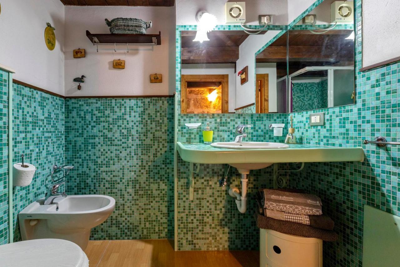 Emerald Attic In Old Town By Sea Alghero